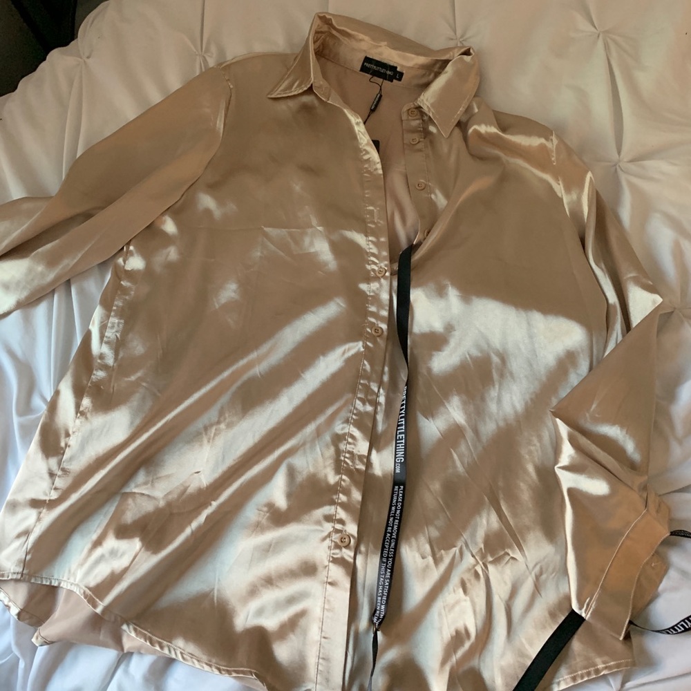 Pretty little Thing Champagne blouse NWT